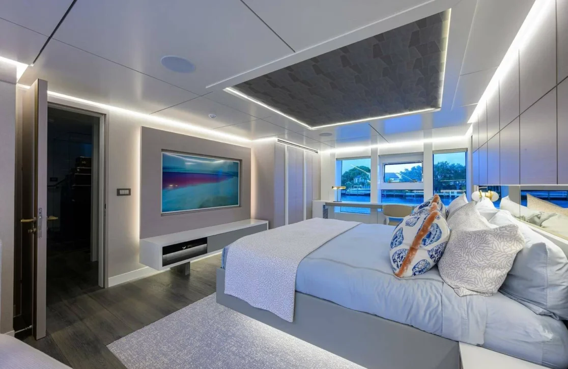 An image of Amore yacht
