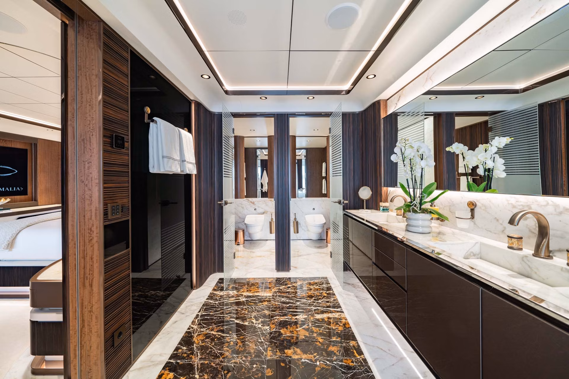 An image of Malia yacht