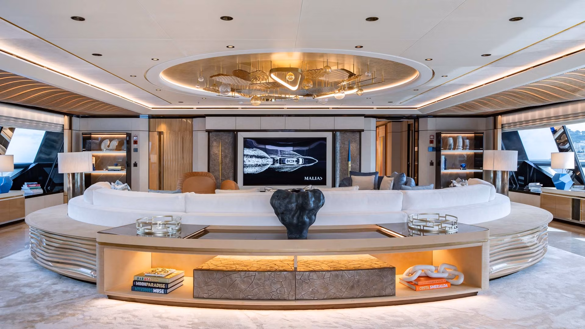 An image of Malia yacht