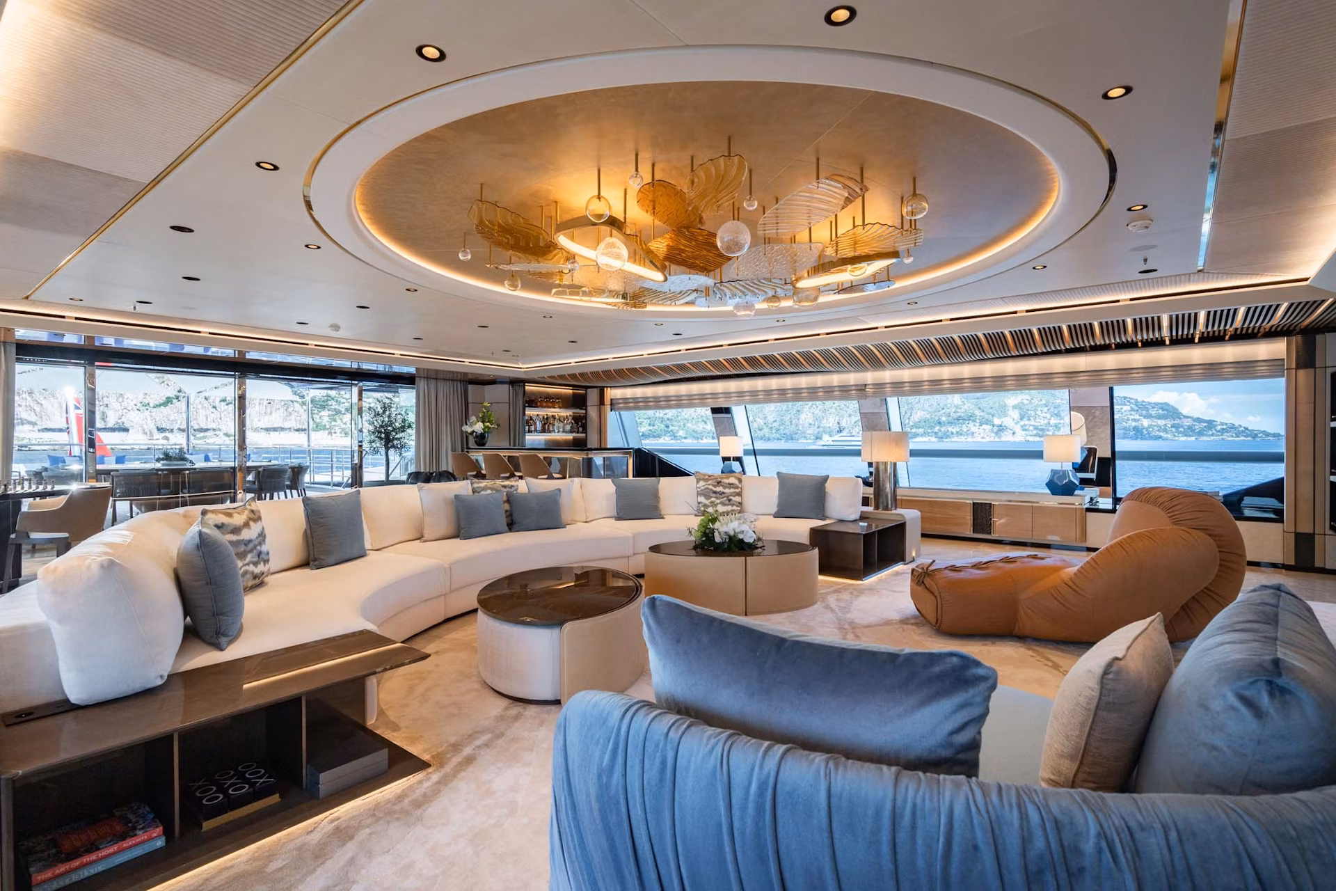 An image of Malia yacht