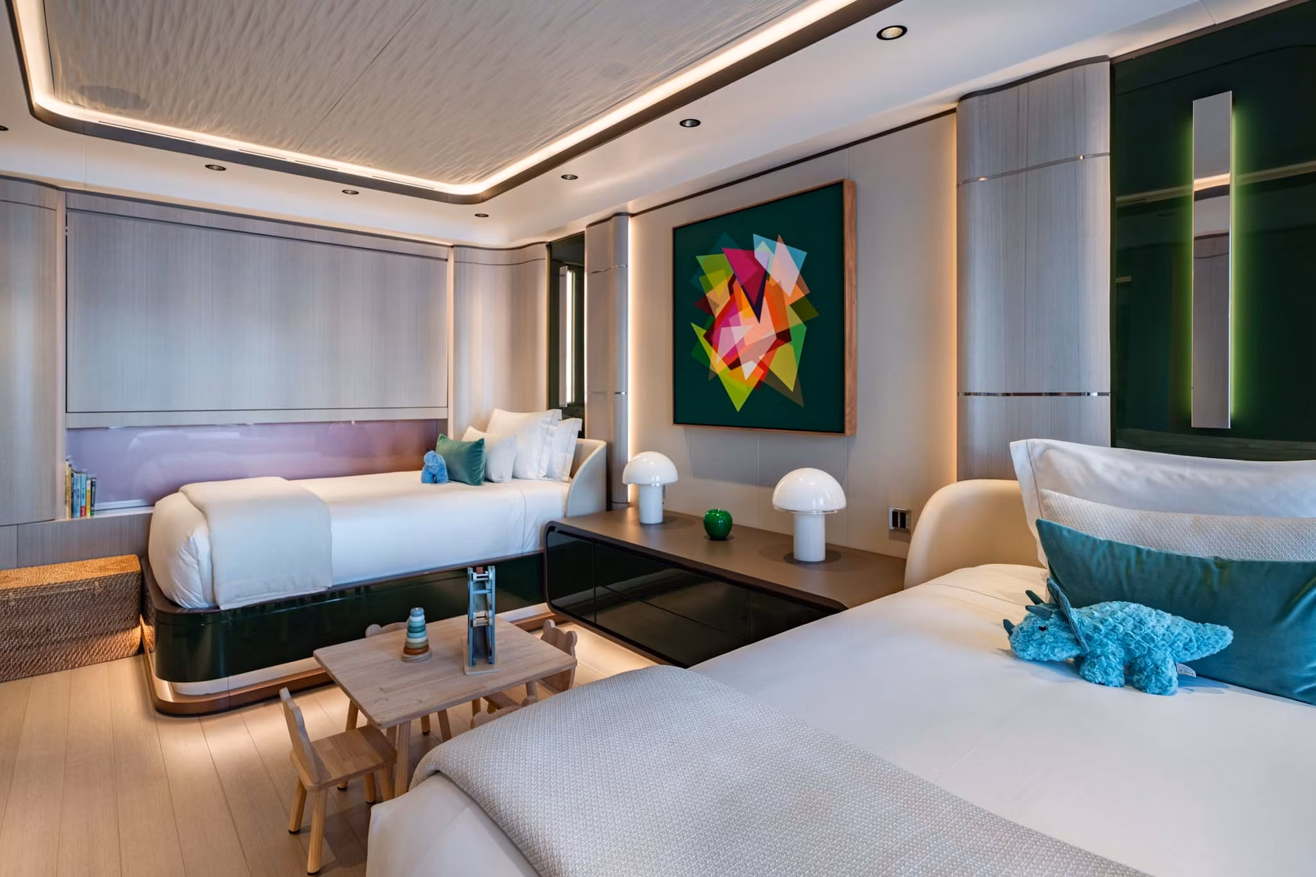 An image of Malia yacht