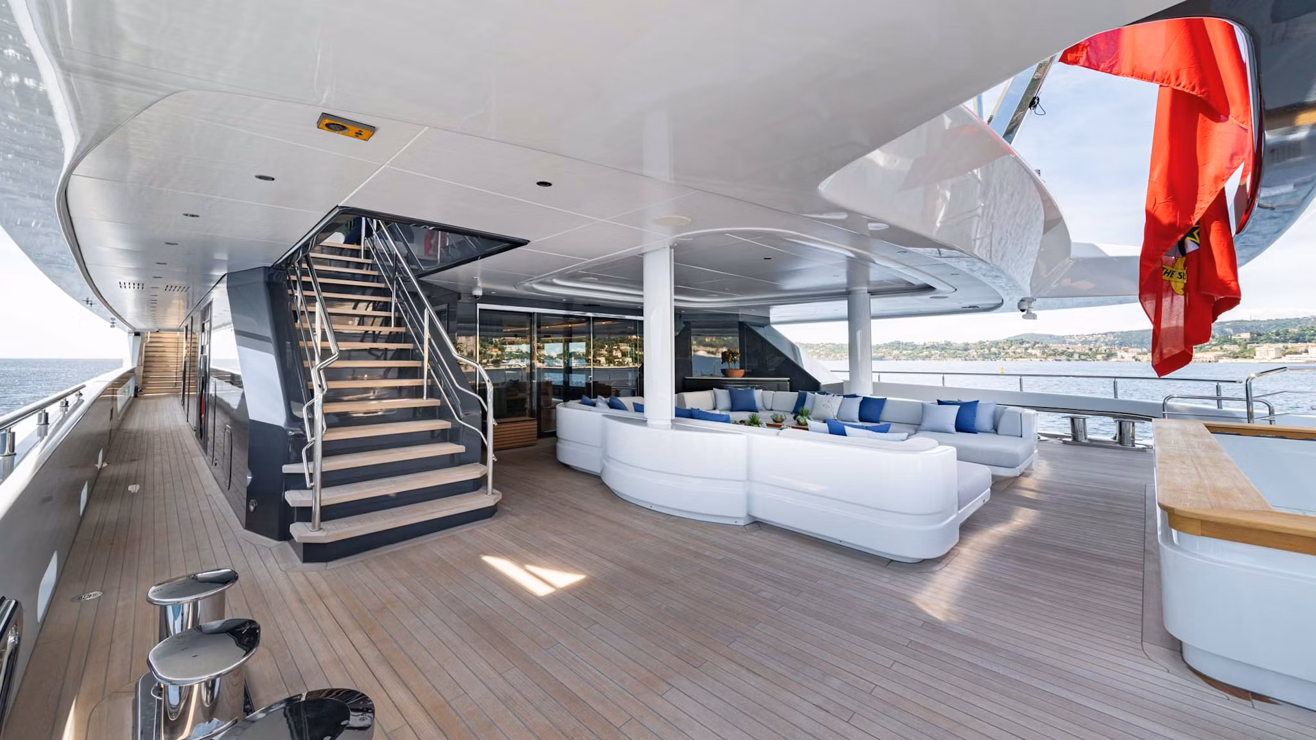 An image of Malia yacht