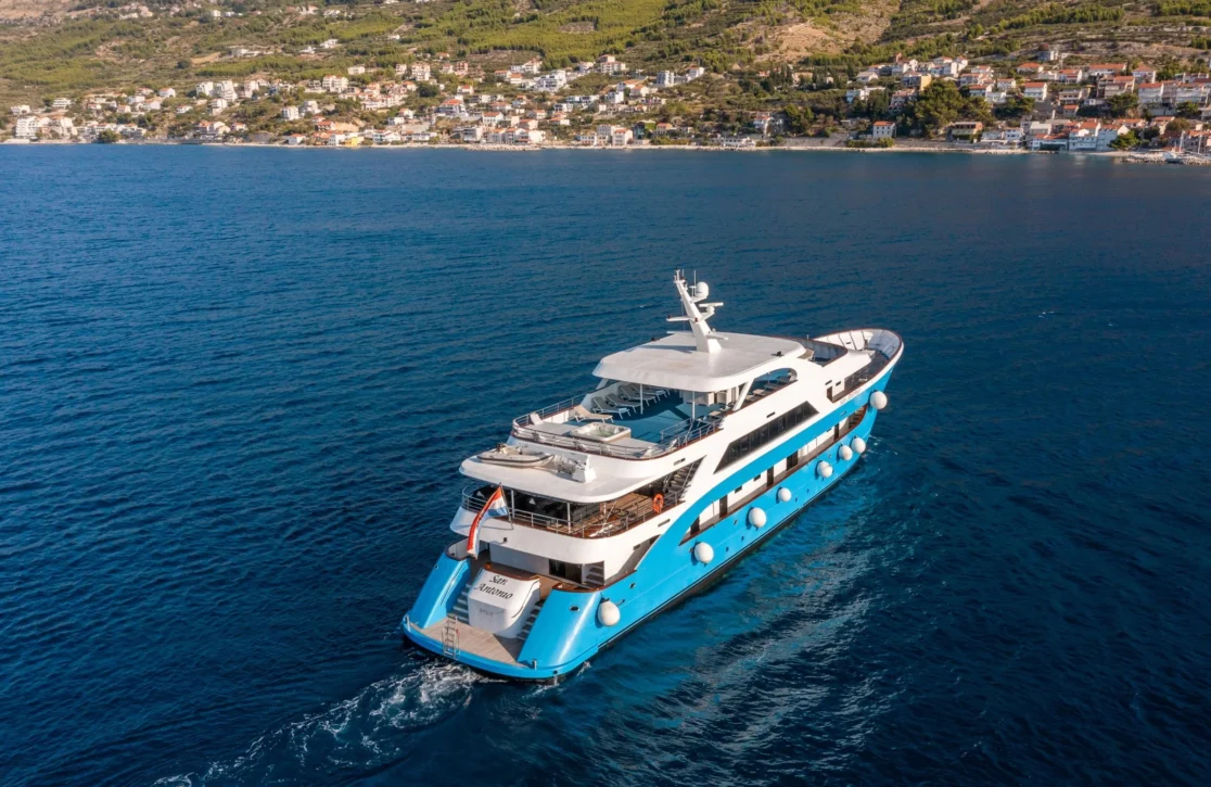 An image of San Antonio yacht