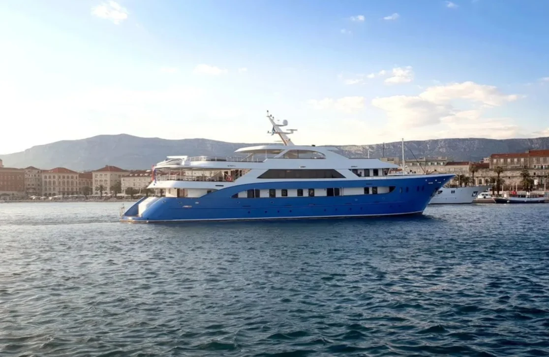 An image of San Antonio yacht
