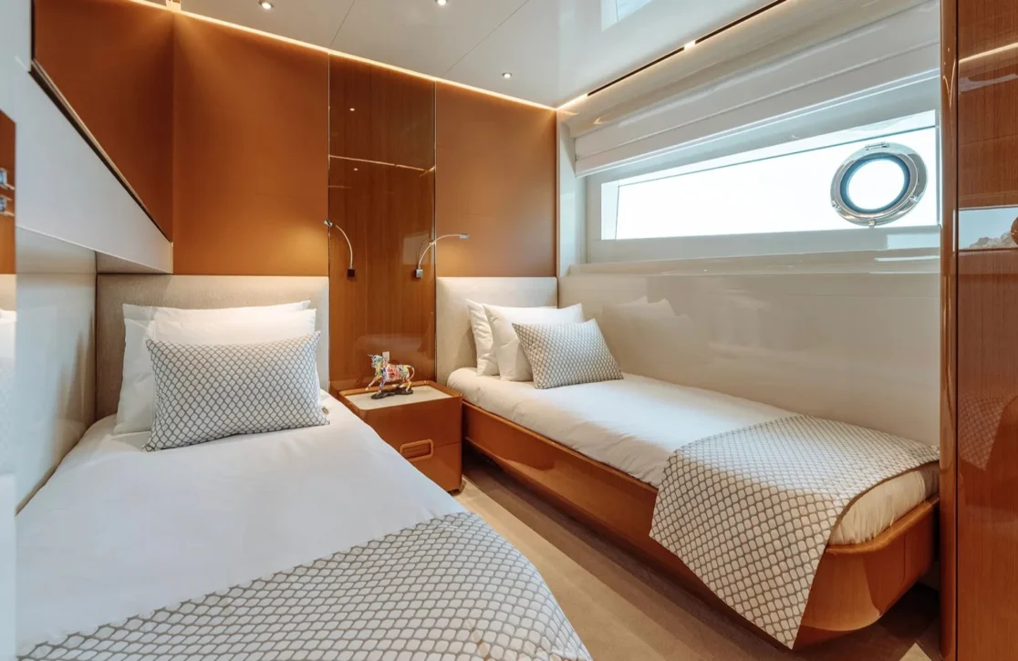 An image of Erolia yacht