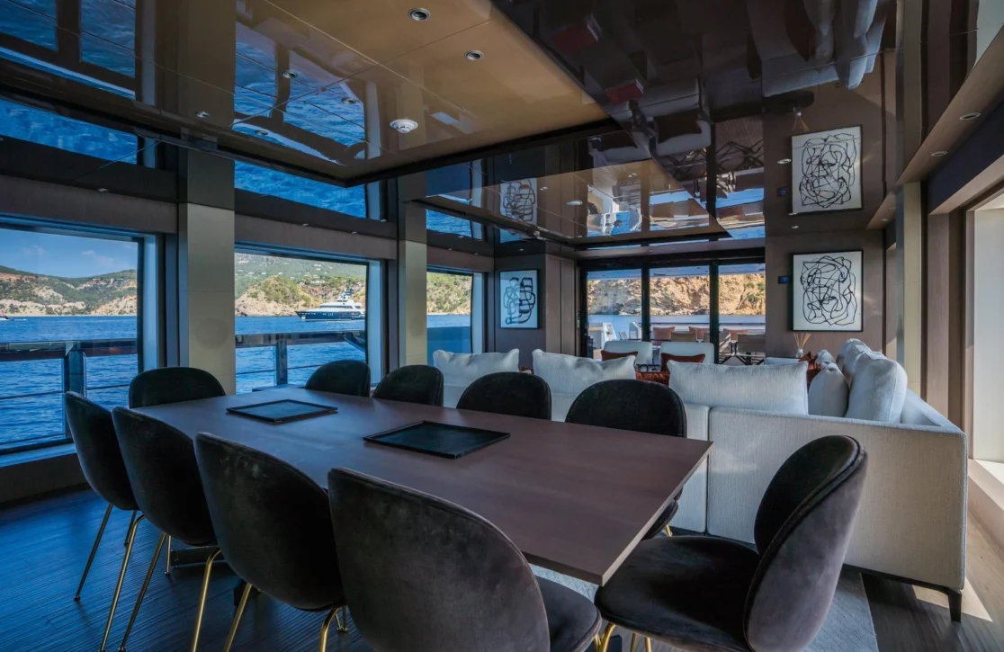 An image of Alvium yacht