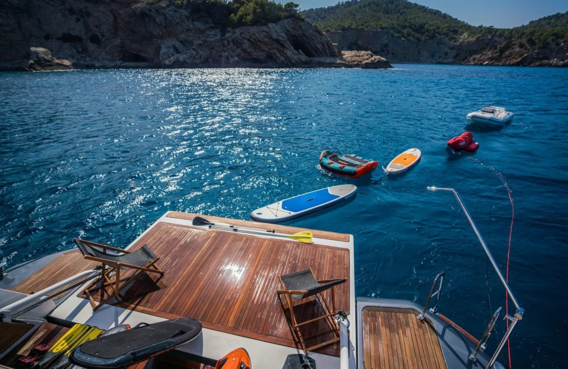 An image of Alvium yacht
