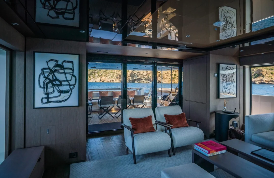 An image of Alvium yacht