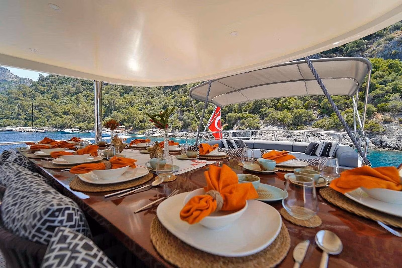 An image of Queen Of Makri yacht