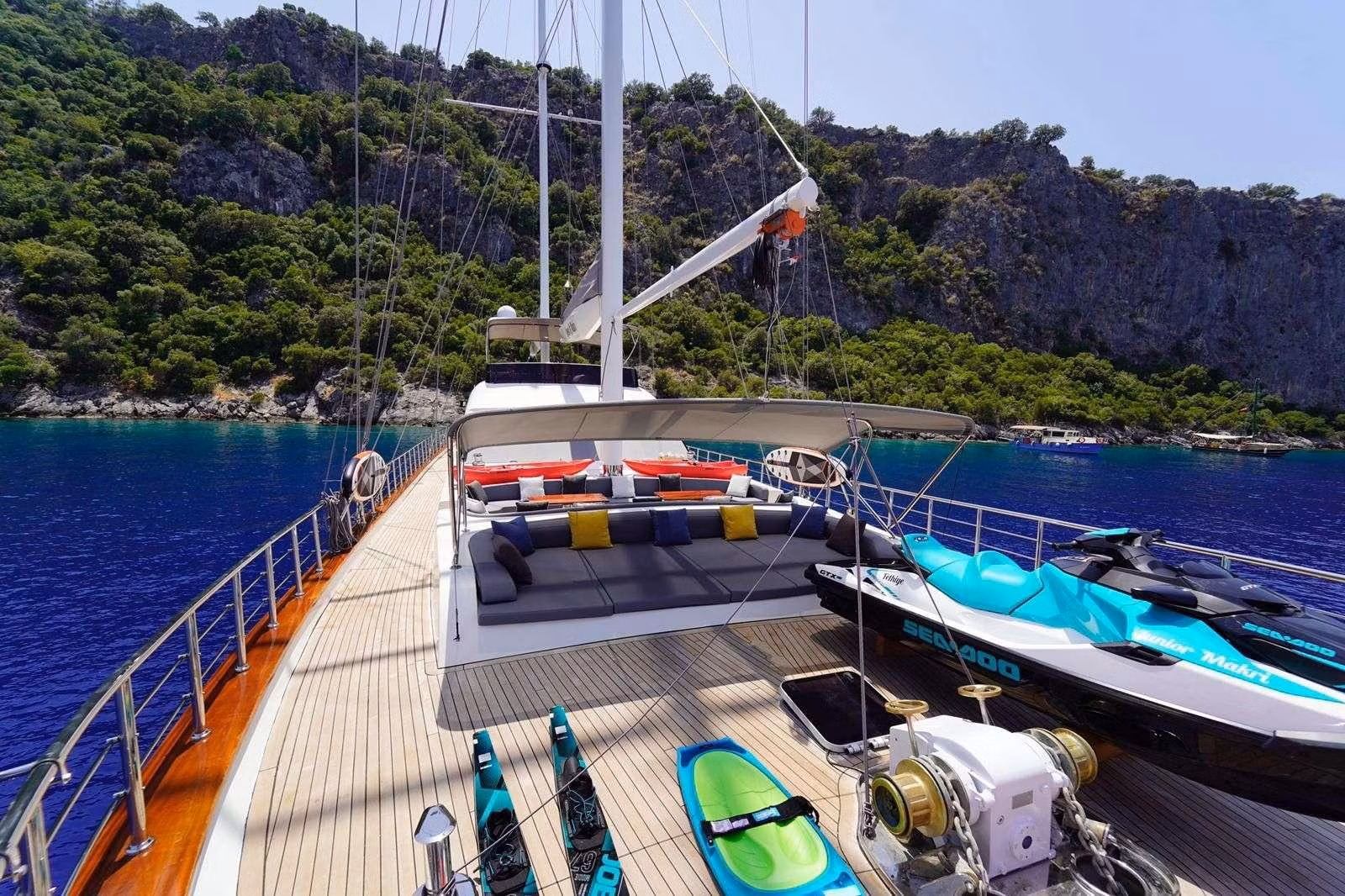 An image of Queen Of Makri yacht