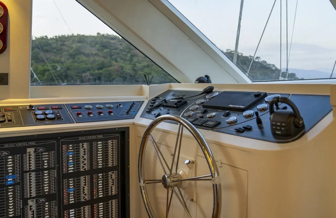 An image of Queen Of Makri yacht