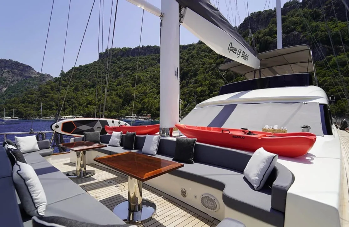 An image of Queen Of Makri yacht