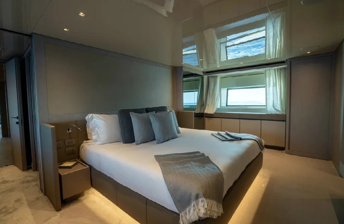 An image of Lance yacht