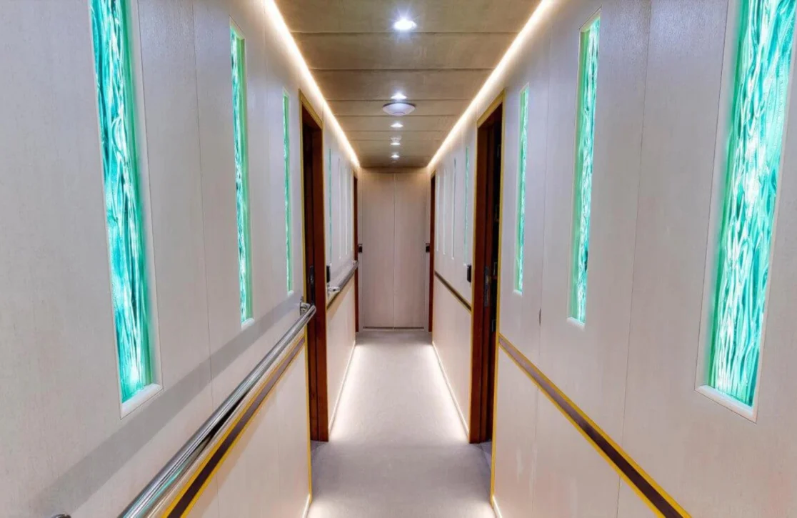 An image of Life Is Good yacht