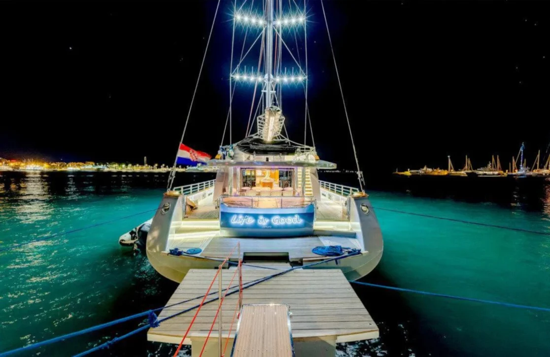 An image of Life Is Good yacht