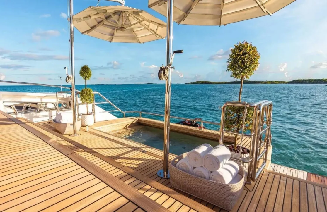 An image of Vivace yacht