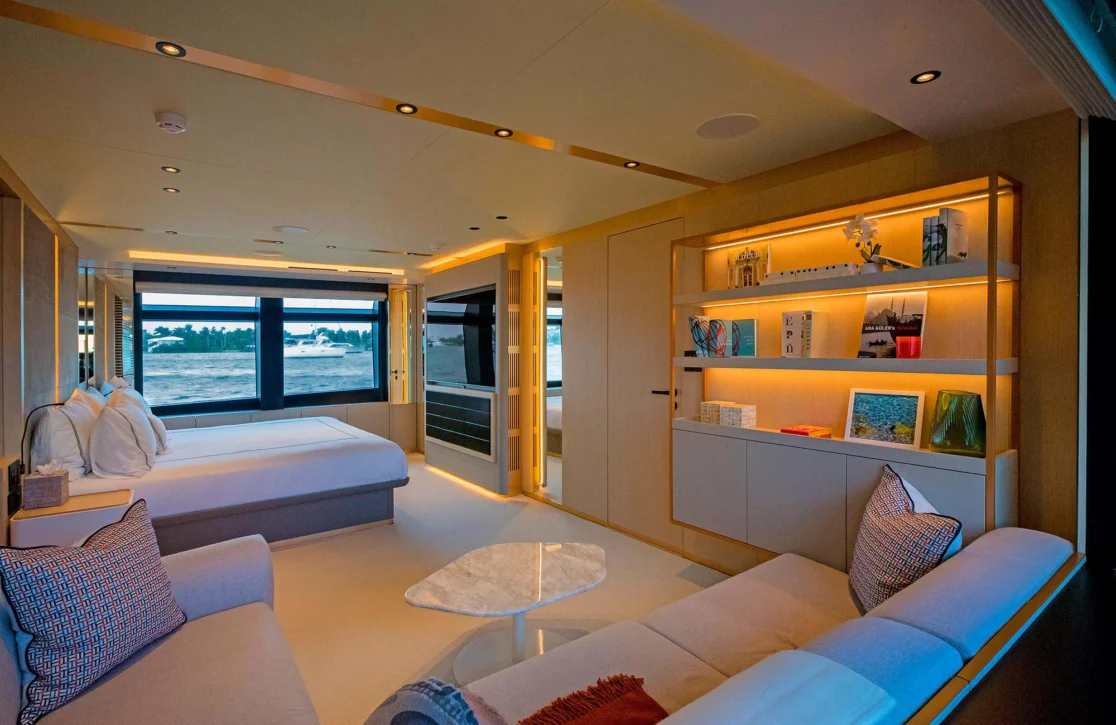 An image of Vivace yacht
