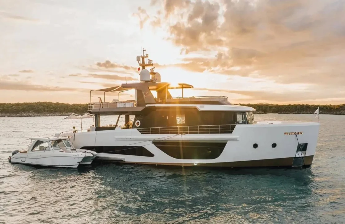 An image of Vivace yacht