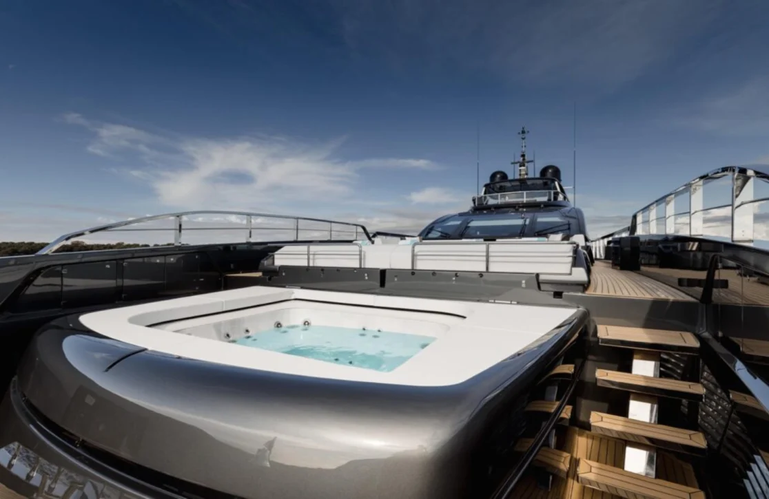 An image of Lady First yacht
