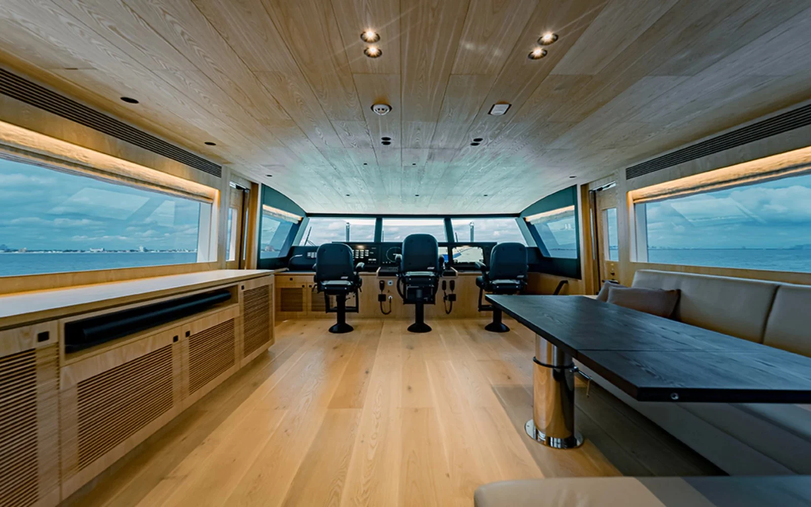 A preview of interior Bridge driving area