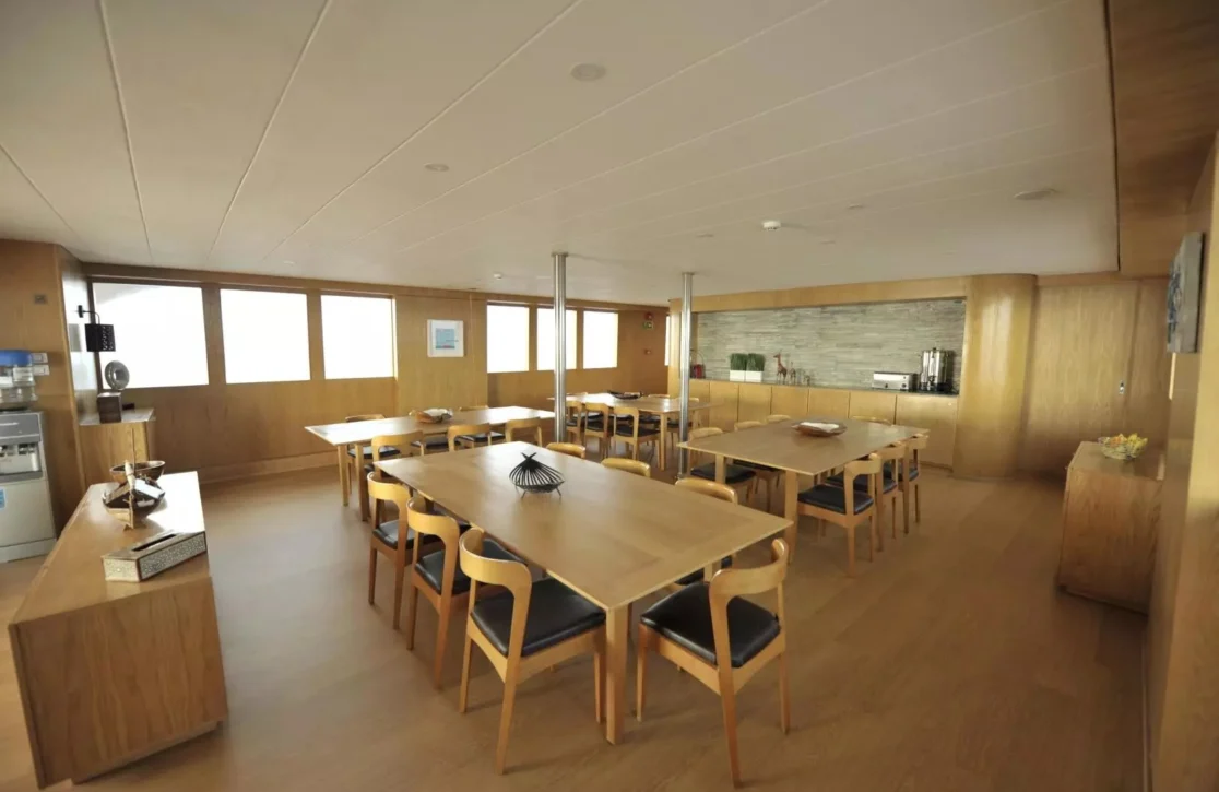 An image of Safira yacht
