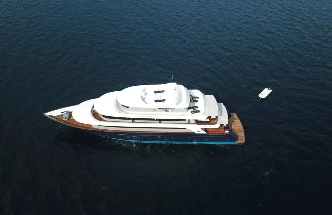 An image of Safira yacht