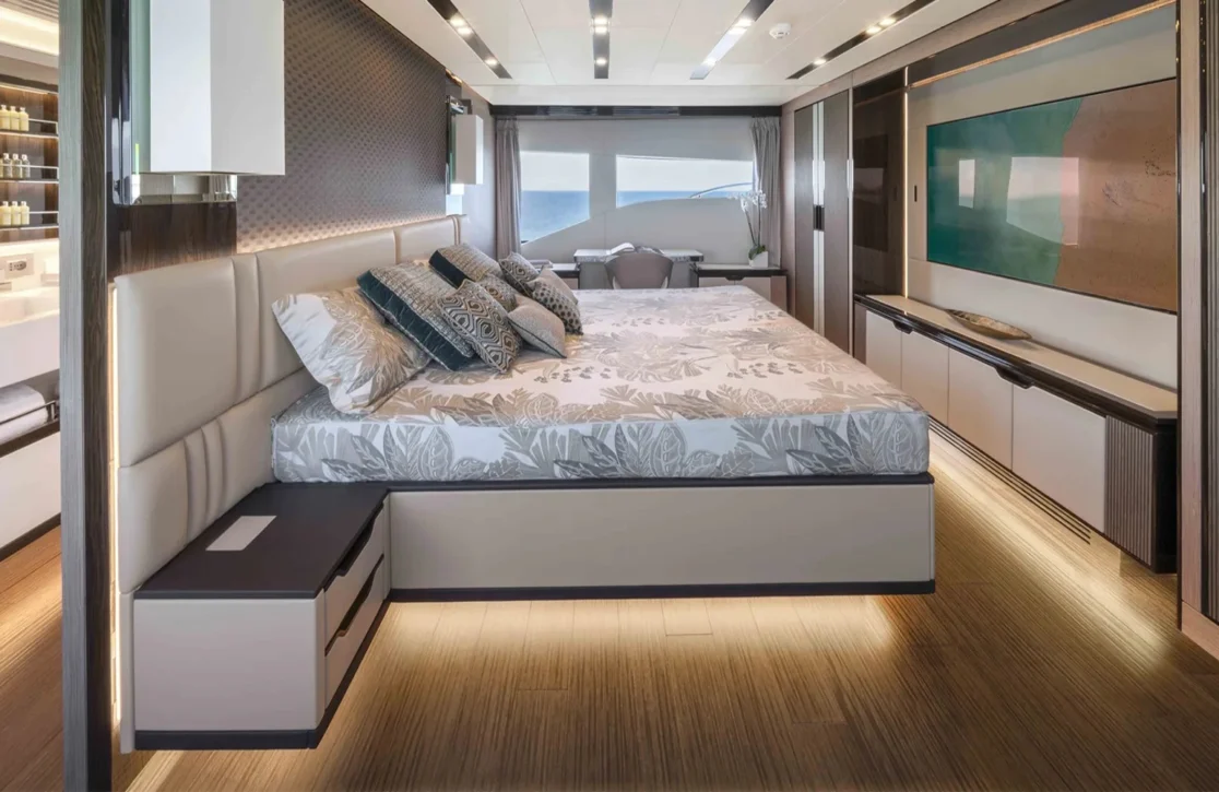 An image of Four Joys yacht