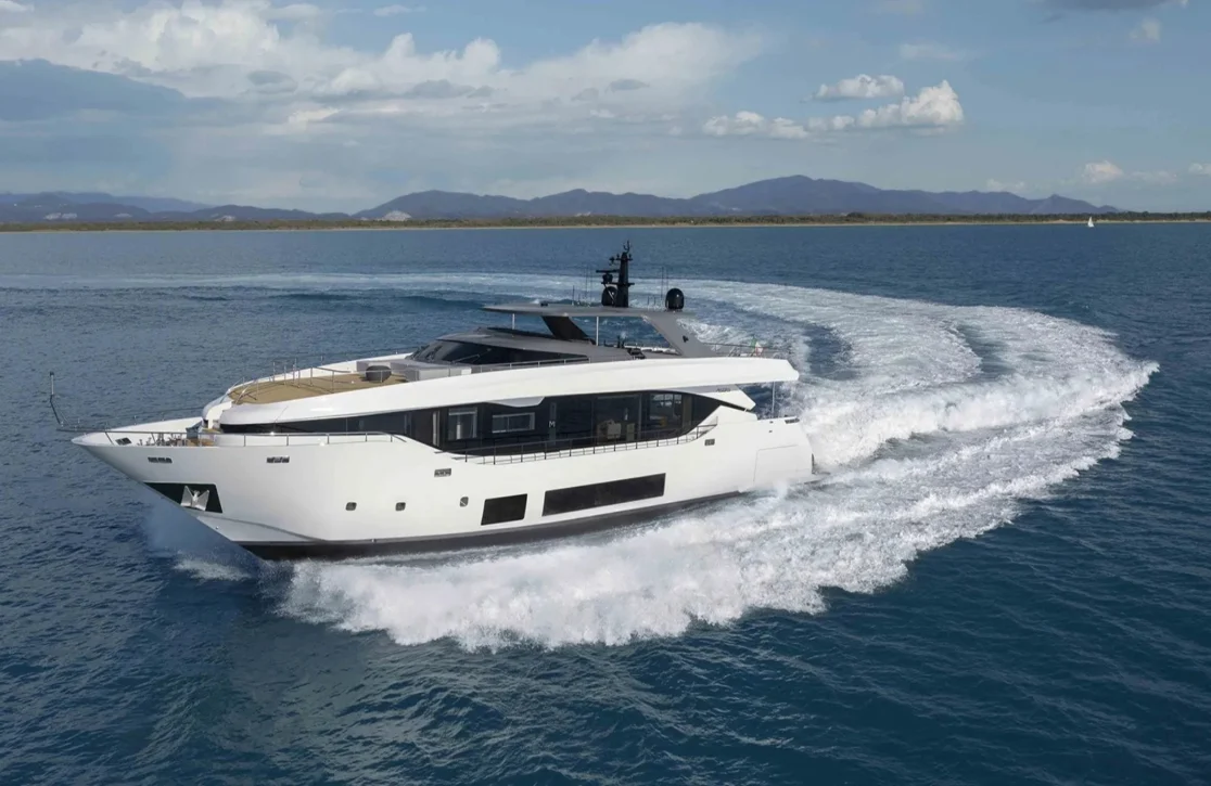 An image of Four Joys yacht