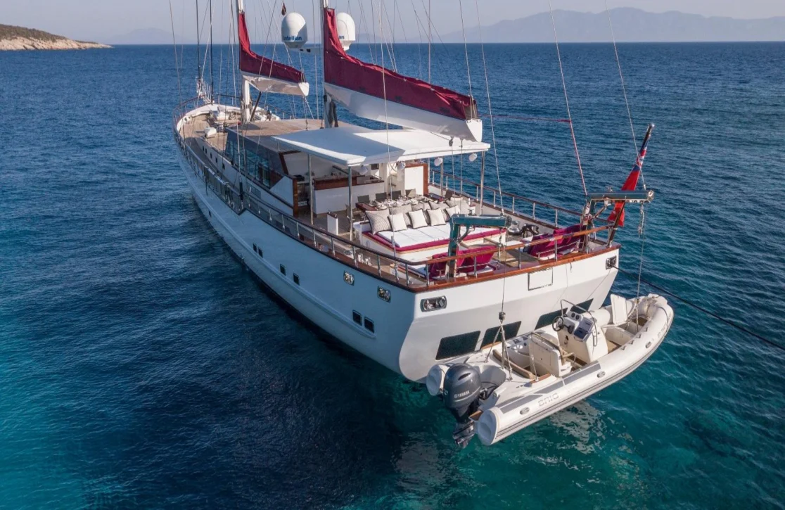 An image of That’s Amore yacht