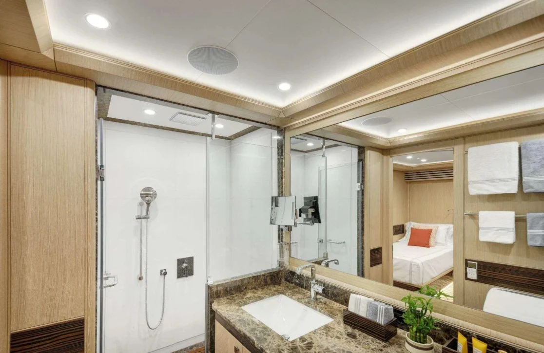 An image of That’s Amore yacht