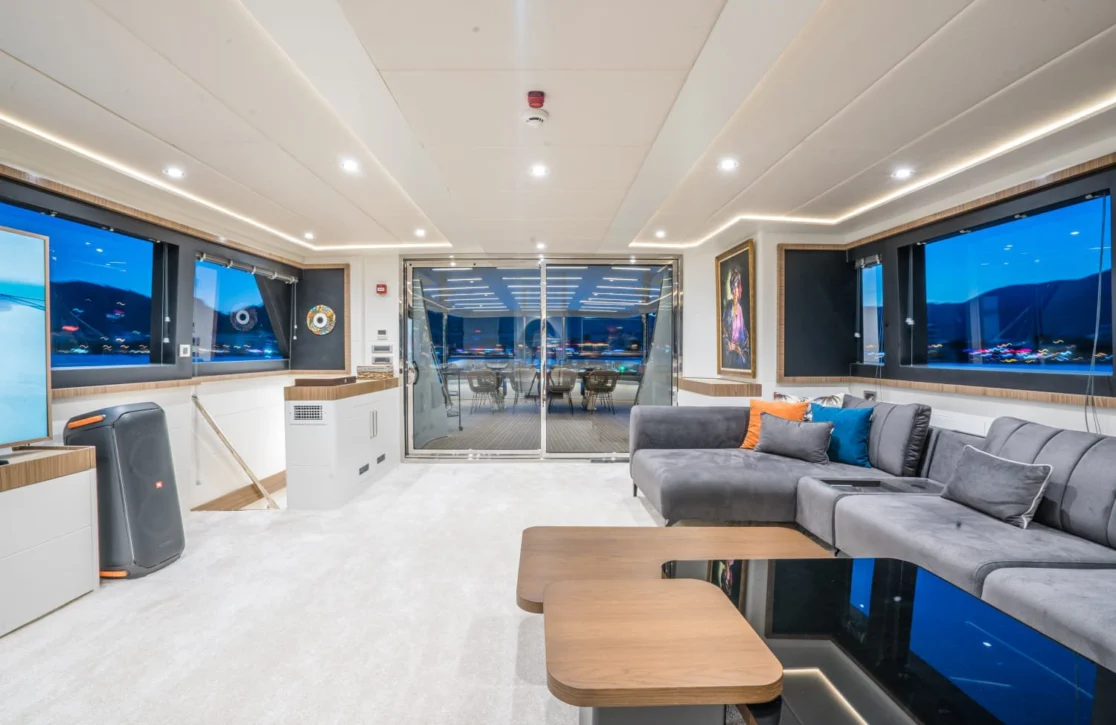An image of Deep Water yacht