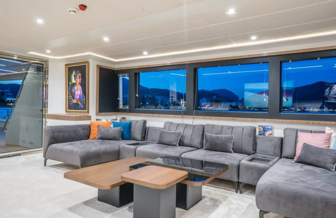An image of Deep Water yacht