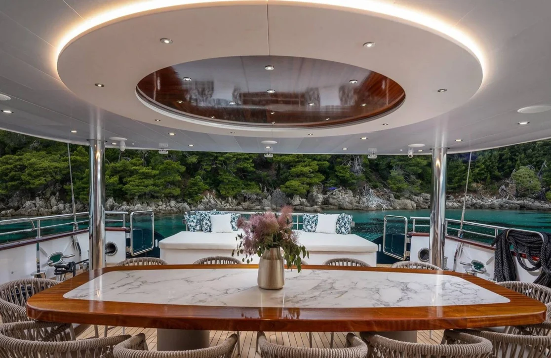 An image of Nocturno yacht