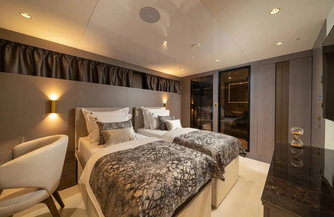 An image of Nocturno yacht
