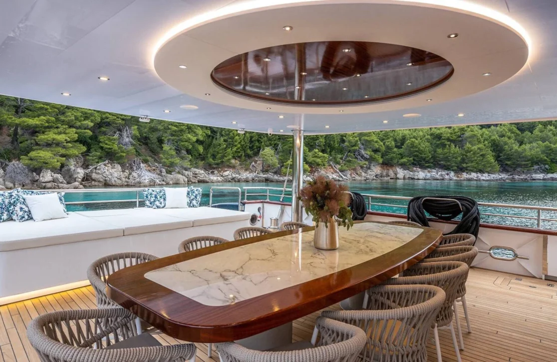 An image of Nocturno yacht