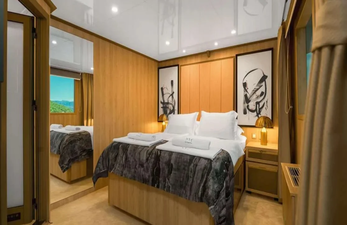 An image of Agape Rose yacht