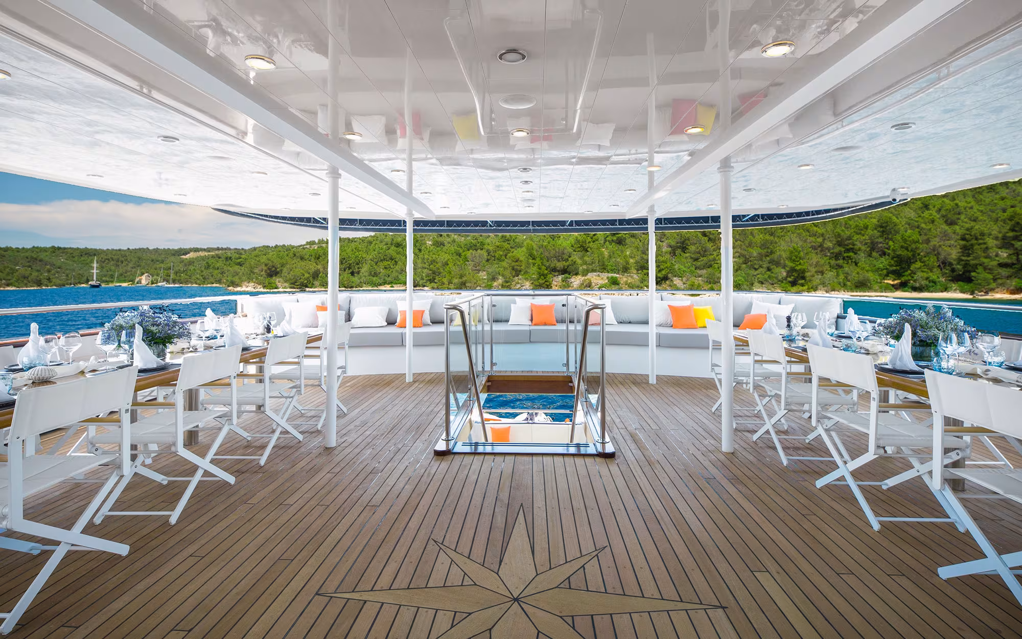 An image of Agape Rose yacht