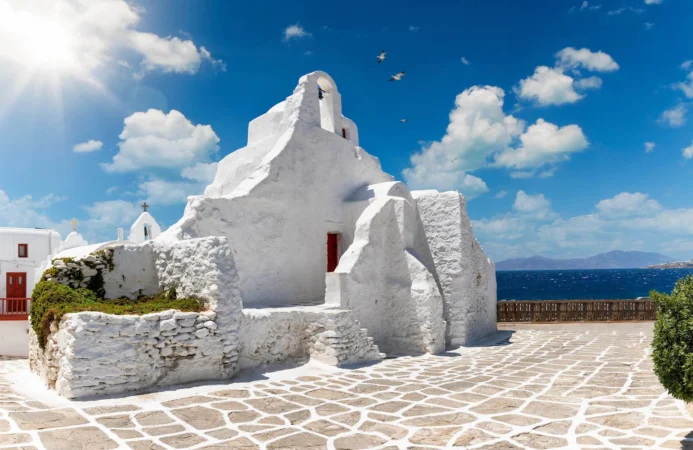 An image of Panagia Paraportiani