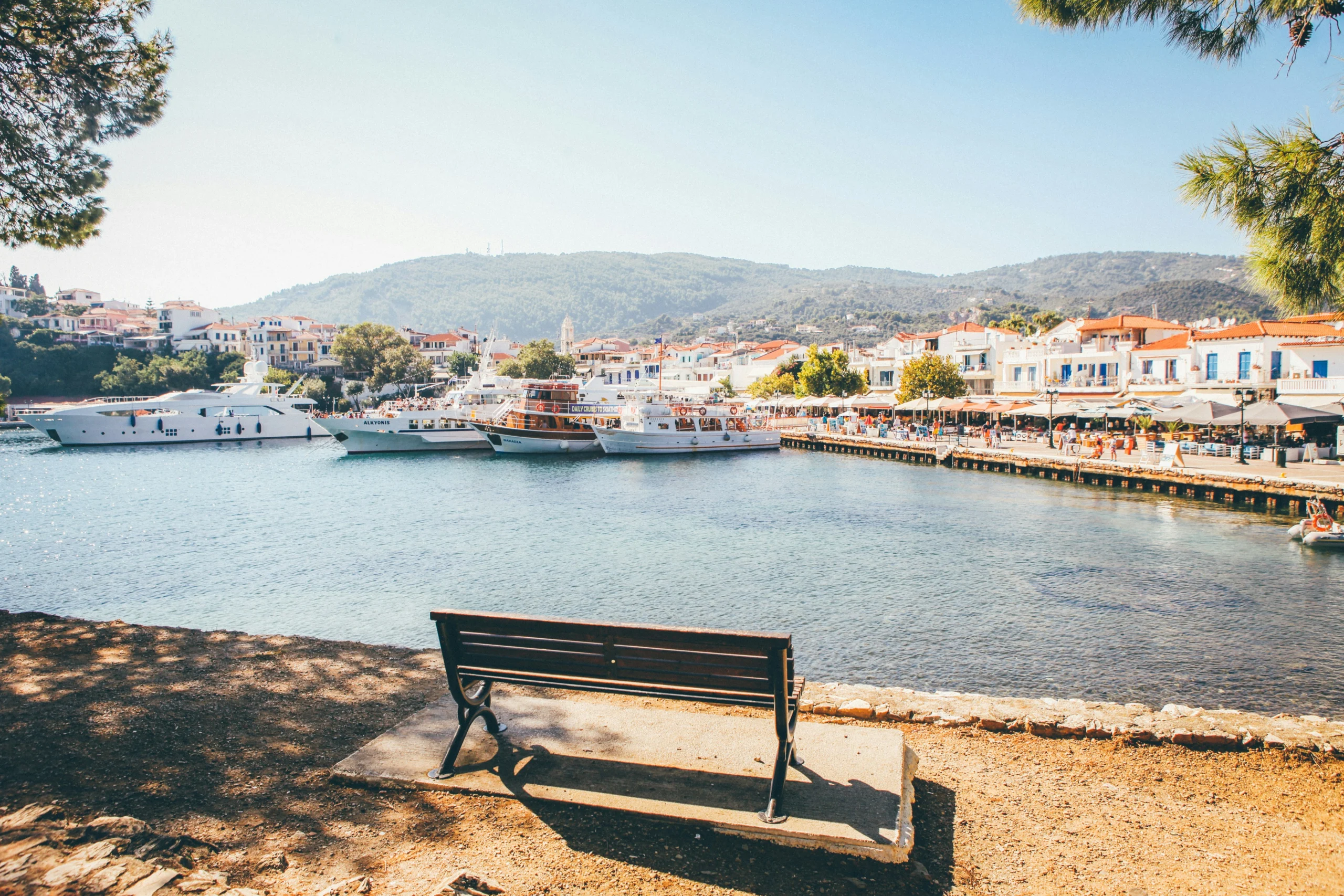The Best Greek Islands to Visit By Yacht