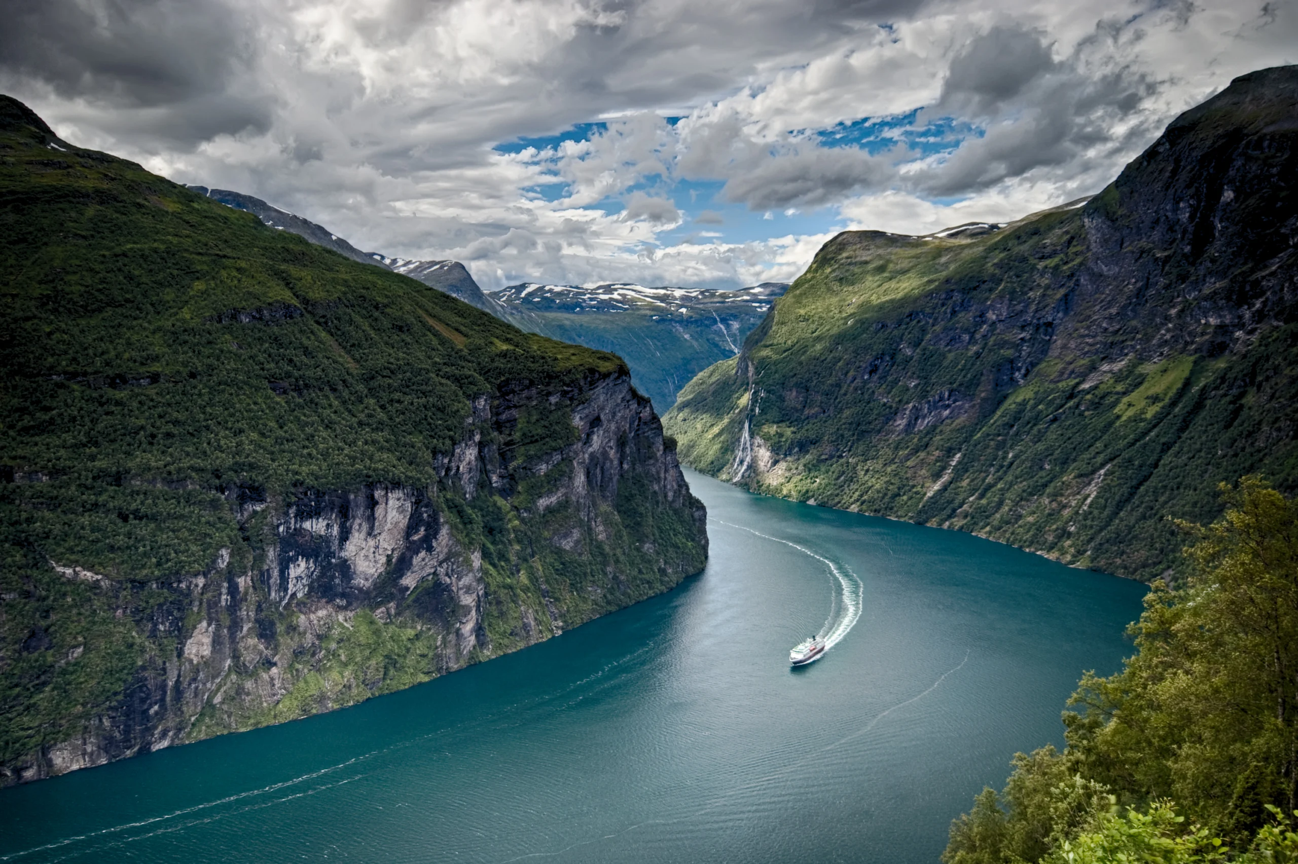 Yacht Charter Guide: Norway 