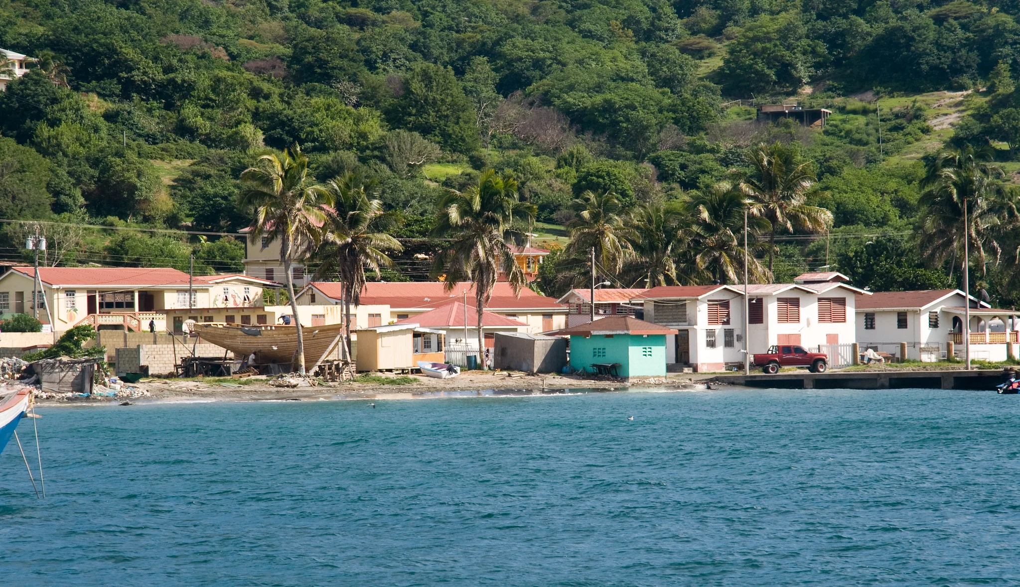 Petite Martinique shoreline