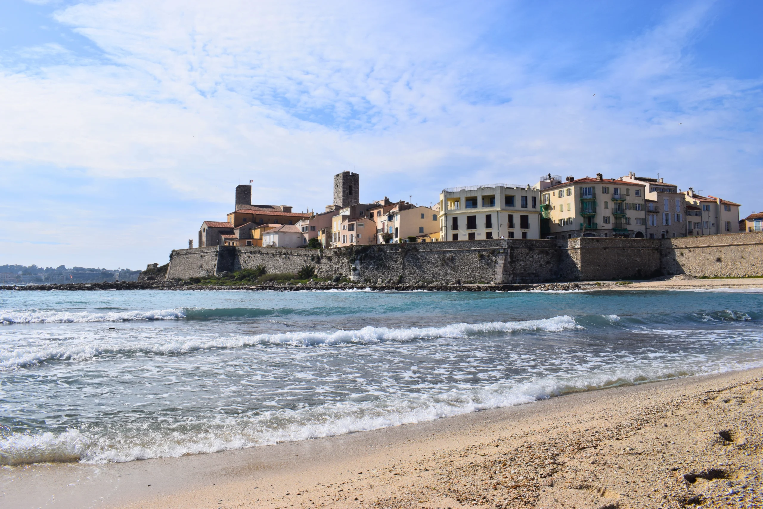Antibes.