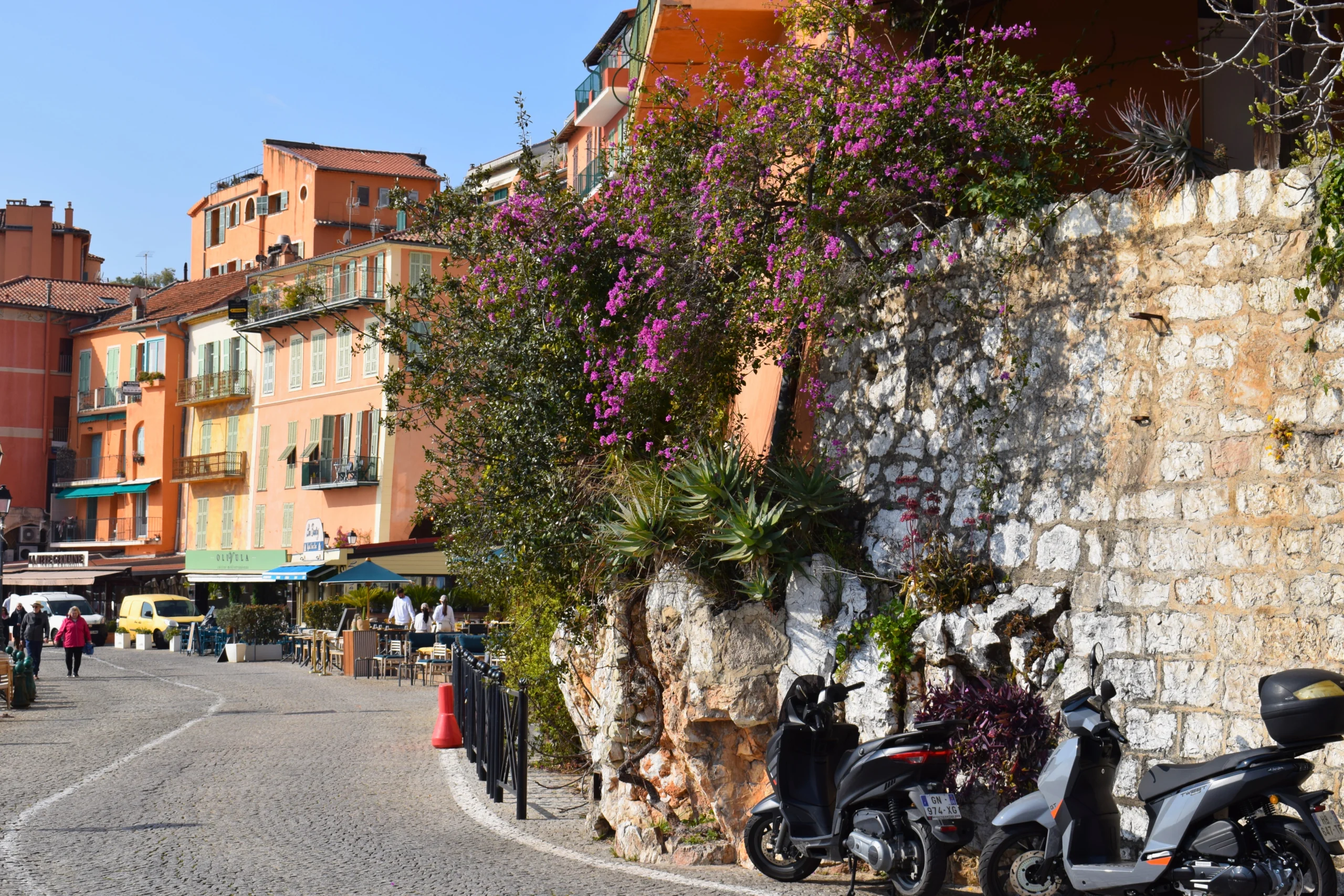 Villefranche.