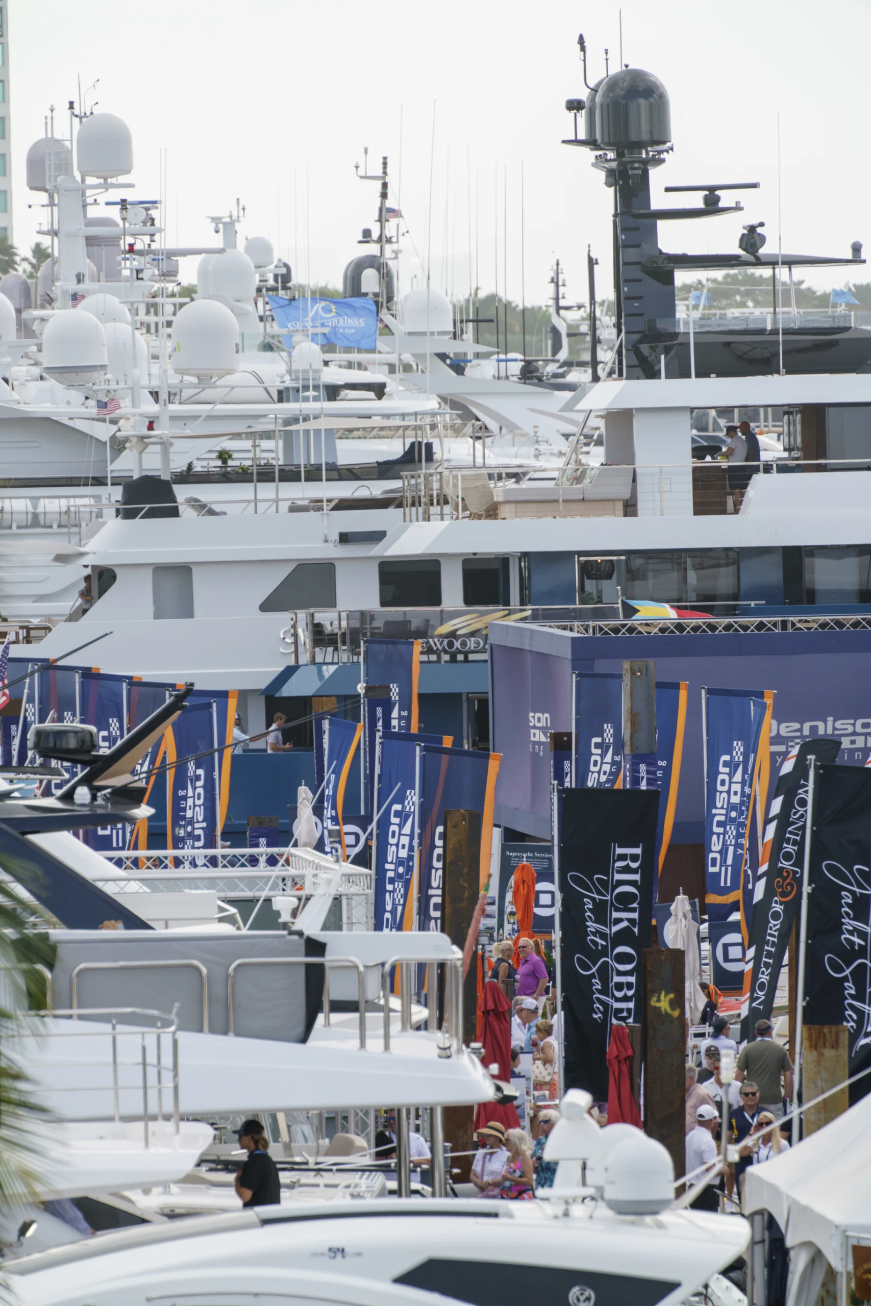 Crowds of tourists at the Fort Lauderdale International Boat Show.