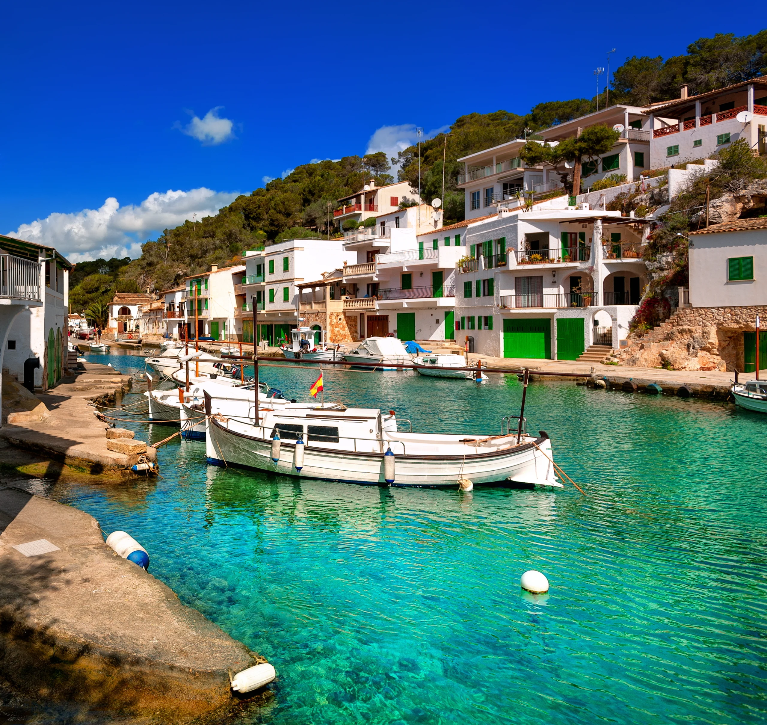 Palma de Mallorca by Yacht: A 24-Hour Luxury Insider’s Guide