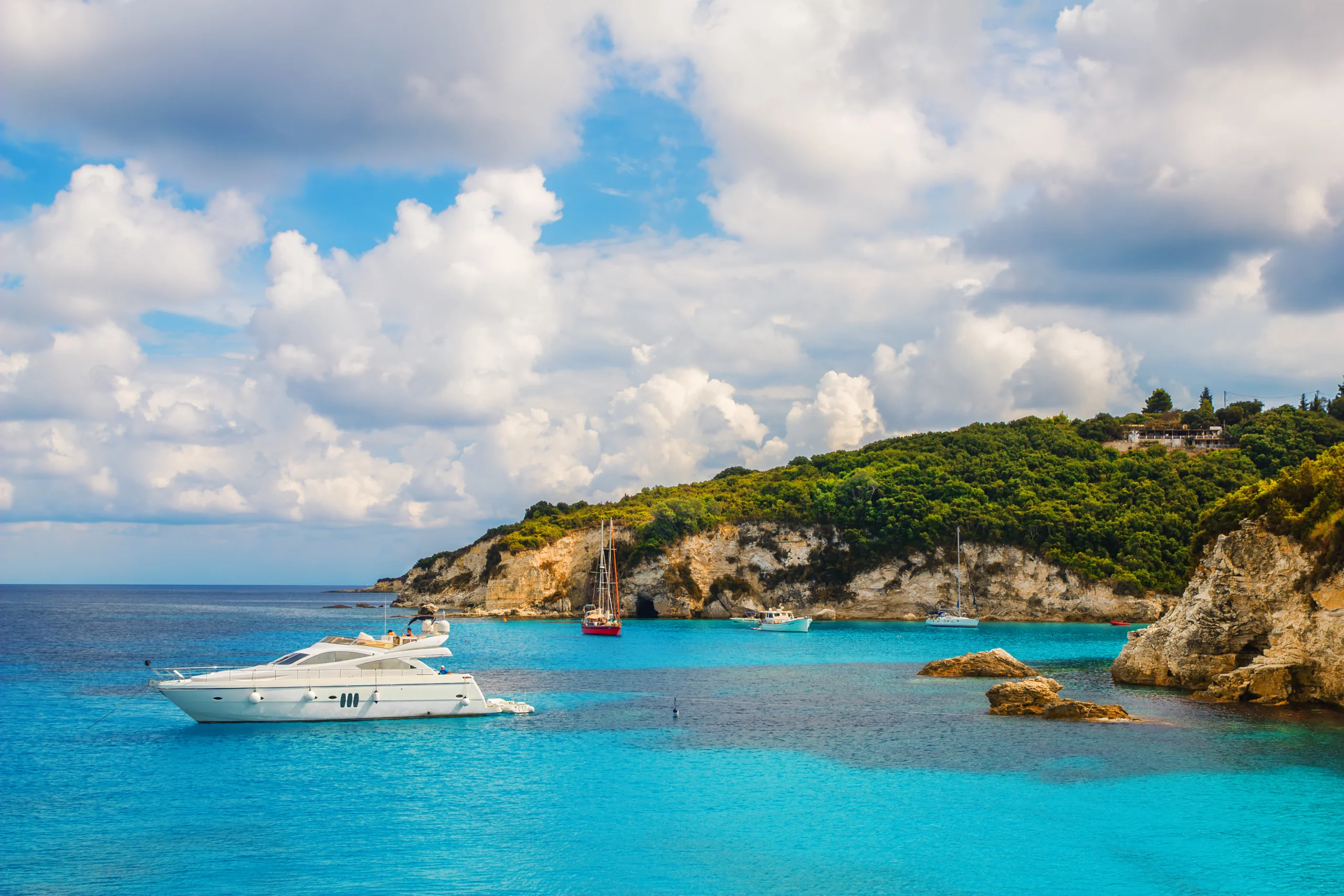 The Best Places to Visit by Yacht in the Mediterranean