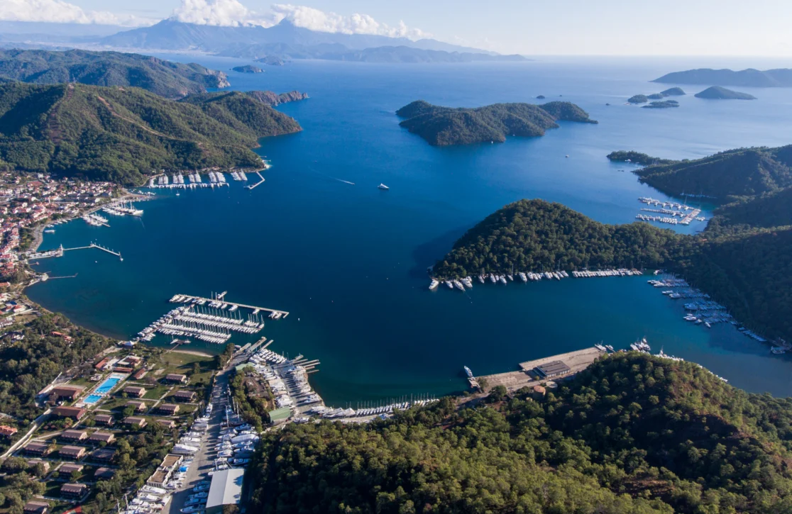 Where the A-List Sets Sail: Top Celebrity Yacht Destinations for Summer