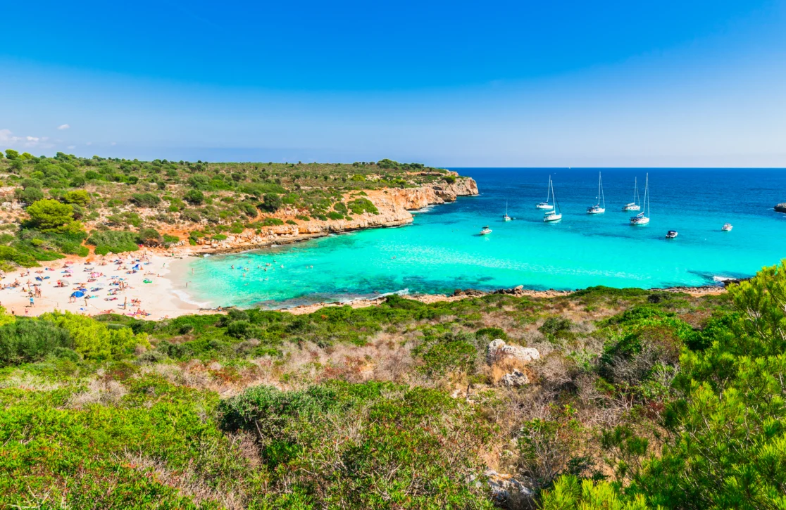 10 Quiet Yacht Coves to Discover in the Mediterranean