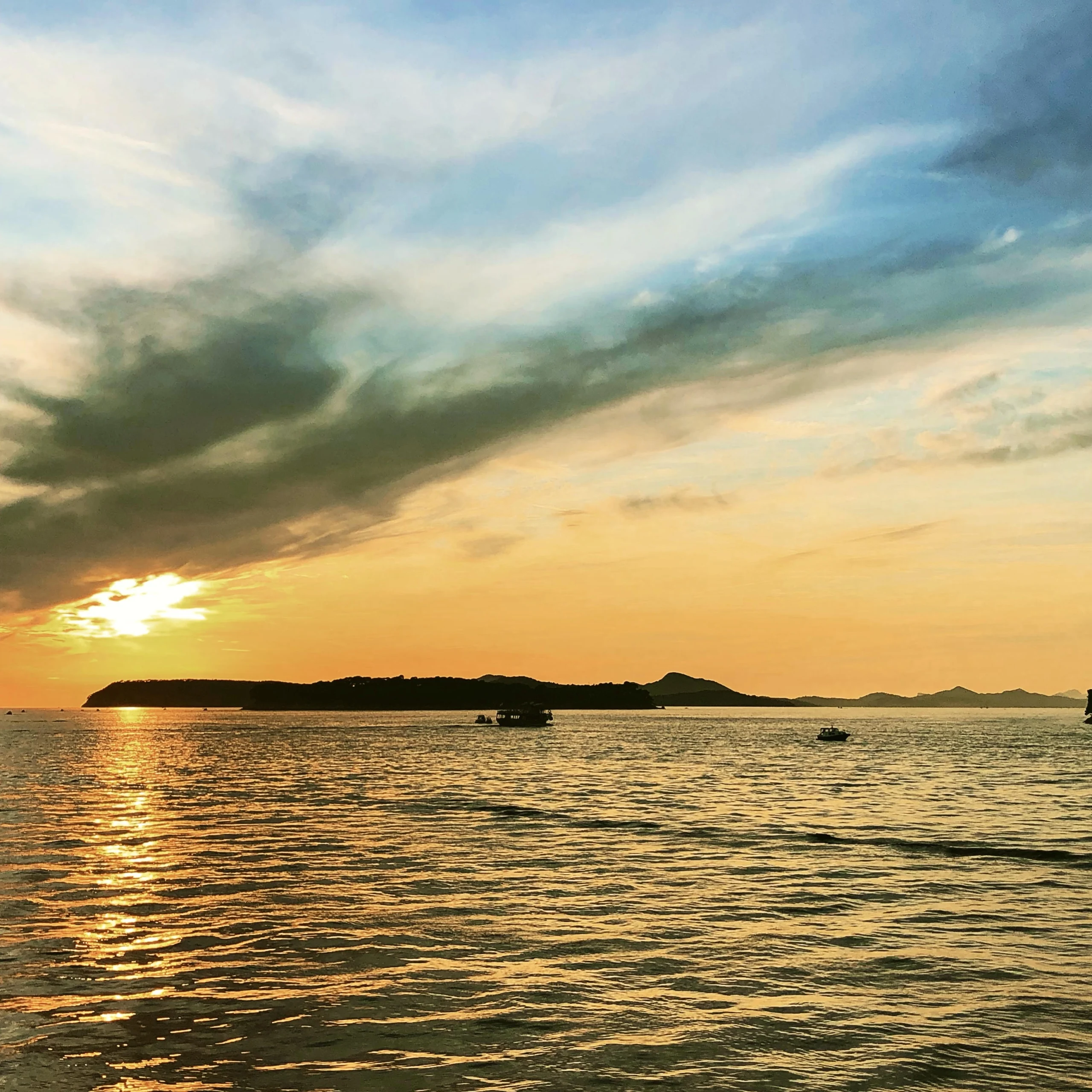 Sailing from Dubrovnik toward Lastovo