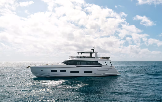 First Look: Azimut’s Fly 82 and the Future of Flybridge Yachts